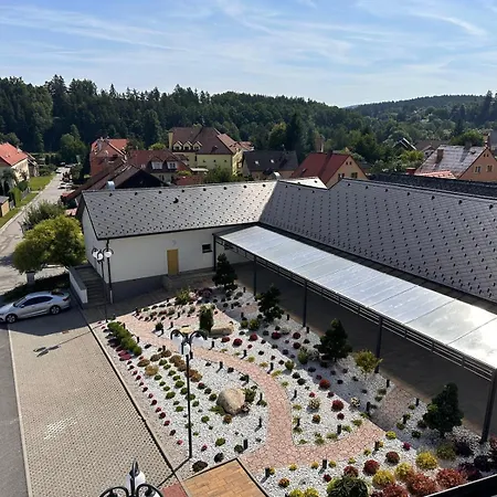 Golden Hotel
