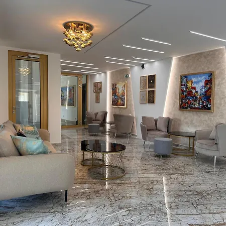 Golden Hotel 4*